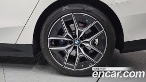 BMW 5-Series 523d M Sport 2025 года из Южной Кореи