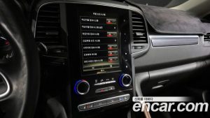 Renault-KoreaSamsung QM6 2.0 LPe RE Signature 2WD 2023 года из Южной Кореи