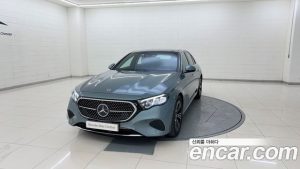 Mercedes-Benz E-Class E200 Avantgarde 2025 года из Южной Кореи