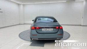 Mercedes-Benz E-Class E200 Avantgarde 2025 года из Южной Кореи