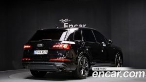 Audi Q7 55 TFSI 4WD Premium 2025 года из Южной Кореи
