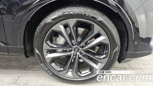 Audi Q7 55 TFSI 4WD Premium 2025 года из Южной Кореи