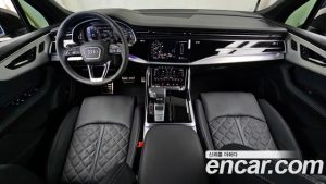Audi Q7 55 TFSI 4WD Premium 2025 года из Южной Кореи