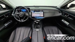 Mercedes-Benz E-Class E220d 4MATIC Exclusive 2024 года из Южной Кореи