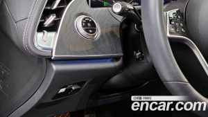 Mercedes-Benz E-Class E220d 4MATIC Exclusive 2024 года из Южной Кореи