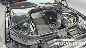 Mercedes-Benz S-Class S500L 4MATIC 2023 года из Южной Кореи