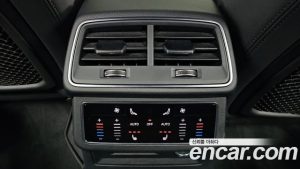 Audi A7 45 TDI 4WD Premium 2023 года из Южной Кореи