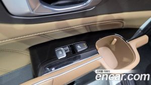 Kia Sorento Бензин 2.5T 2WD 2024 года из Южной Кореи