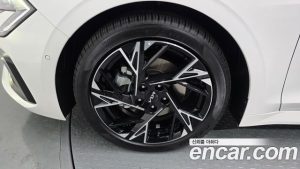 Kia K5 1.6 Turbo 2024 года из Южной Кореи