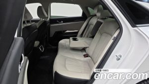 Kia K5 1.6 Turbo 2024 года из Южной Кореи