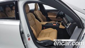 Volvo S90 B5 ULTIMATE Bright 2023 года из Южной Кореи