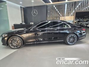 Mercedes-Benz S-Class S350 d 4MATIC 2025 года из Южной Кореи