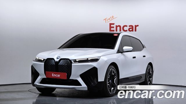 BMW iX xDrive50 Sport Plus 2023 года из Кореи