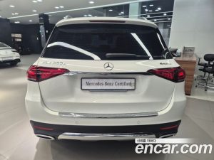Mercedes-Benz GLE-Class GLE300d 4MATIC 2023 года из Южной Кореи