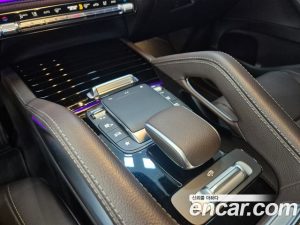 Mercedes-Benz GLE-Class GLE300d 4MATIC 2023 года из Южной Кореи