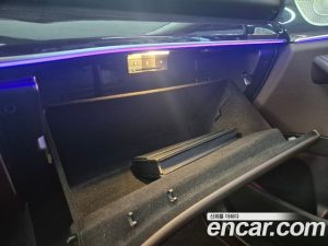 Mercedes-Benz GLE-Class GLE300d 4MATIC 2023 года из Южной Кореи