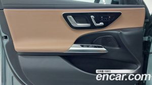 Mercedes-Benz E-Class E200 Avantgarde 2025 года из Южной Кореи