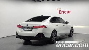 BMW 5-Series 530i xDrive M Sport 2024 года из Южной Кореи