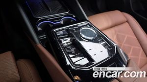 BMW 5-Series 530i xDrive M Sport 2024 года из Южной Кореи