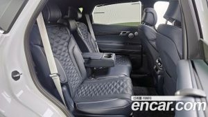 Genesis GV80 2.5T Бензин AWD 2024 года из Южной Кореи