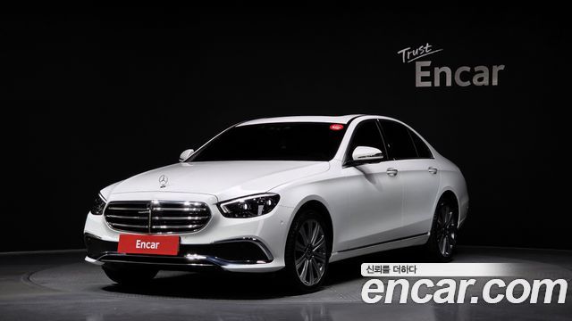 Mercedes-Benz E-Class E350 4MATIC Exclusive 2023 года из Кореи