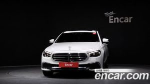 Mercedes-Benz E-Class E350 4MATIC Exclusive 2023 года из Южной Кореи