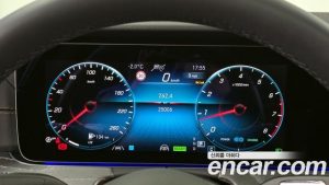 Mercedes-Benz E-Class E350 4MATIC Exclusive 2023 года из Южной Кореи