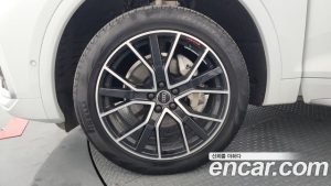 Audi Q5 40 TDI 4WD Premium Sportback 2023 года из Южной Кореи