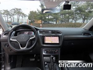 Volkswagen Tiguan 2.0 TSI Prestige 2023 года из Южной Кореи