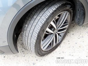 Volkswagen Tiguan 2.0 TSI Prestige 2023 года из Южной Кореи