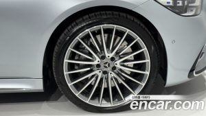 Mercedes-Benz S-Class S500L 4MATIC 2025 года из Южной Кореи