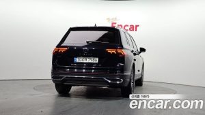 Volkswagen Tiguan 2.0 TSI Prestige 2023 года из Южной Кореи