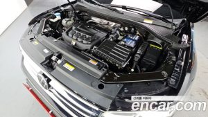 Volkswagen Tiguan 2.0 TSI Prestige 2023 года из Южной Кореи