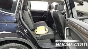 Volkswagen Tiguan 2.0 TSI Prestige 2023 года из Южной Кореи