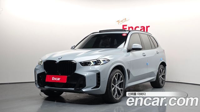 BMW X5 xDrive 40i M Sport 2025 года из Кореи