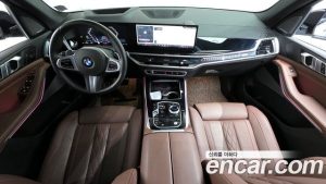 BMW X5 xDrive 40i M Sport 2025 года из Южной Кореи