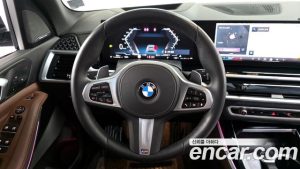 BMW X5 xDrive 40i M Sport 2025 года из Южной Кореи