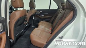 Mercedes-Benz GLE-Class GLE300d 4MATIC 2025 года из Южной Кореи