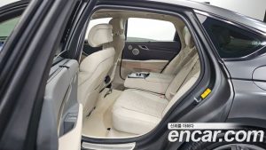 Genesis G80 Бензин 3.5 Turbo AWD 2025 года из Южной Кореи
