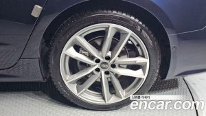 Audi A7 55 TFSI 4WD Premium 2023 года из Южной Кореи