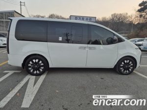 Hyundai Staria HEV 1.6 Lounge 7-Seater 2025 года из Южной Кореи