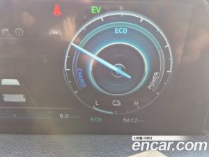 Hyundai Staria HEV 1.6 Lounge 7-Seater 2025 года из Южной Кореи