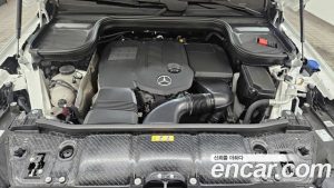 Mercedes-Benz GLE-Class GLE300d 4MATIC 2025 года из Южной Кореи
