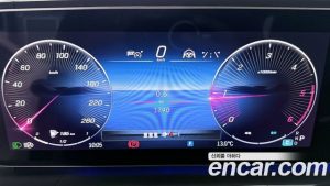 Mercedes-Benz GLE-Class GLE300d 4MATIC 2025 года из Южной Кореи