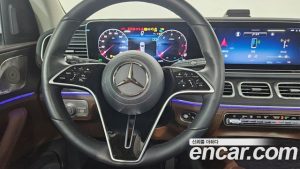Mercedes-Benz GLE-Class GLE300d 4MATIC 2025 года из Южной Кореи