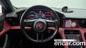Porsche Taycan Base 2024 года из Южной Кореи