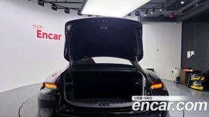 Porsche Taycan Base 2024 года из Южной Кореи