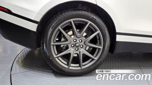 Land Rover Range Rover Velar 3.0 P400 R-Dynamic HSE 2022 года из Южной Кореи