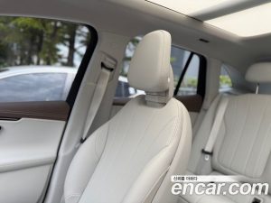 Mercedes-Benz EQE EQE350 4MATIC 2024 года из Южной Кореи