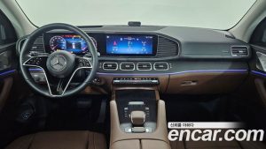 Mercedes-Benz GLE-Class GLE300d 4MATIC 2025 года из Южной Кореи